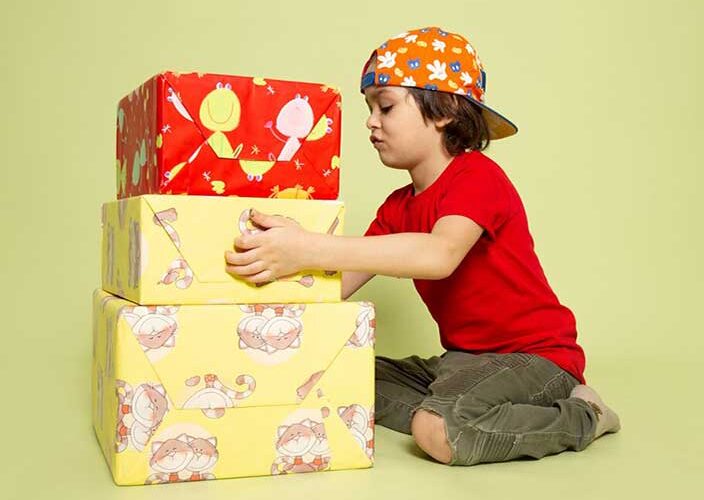 نمایش تصویر شاخص کودکان چهار تا شش سال- هدیه-کادو گل بچین